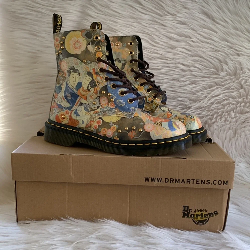 RARE Dr. Martens 1460 Pascal Eastern Art | US 6 - Picture 14 of 15